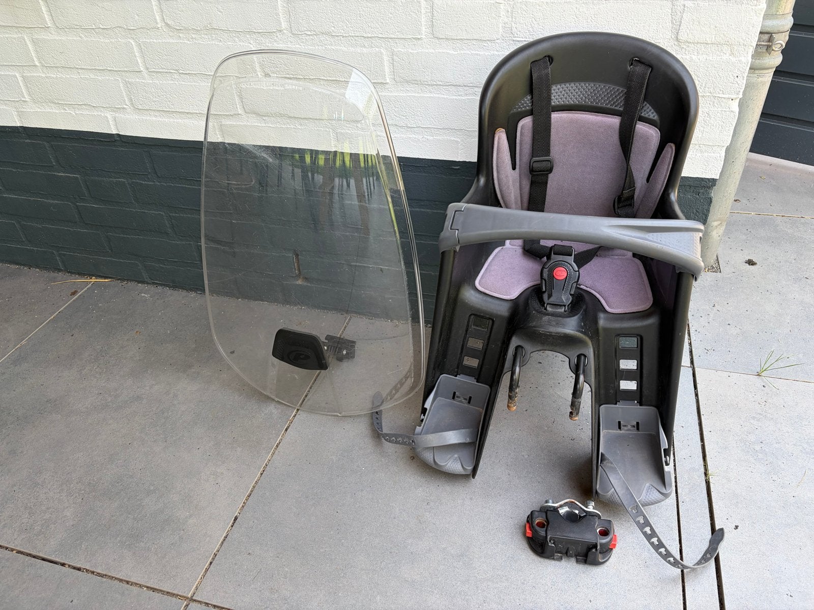 Polisport Bilby Junior voorzitje met windscherm, Fietsen en Brommers, Ophalen, 0 t/m 18 kg, Voorzitje, Gebruikt
