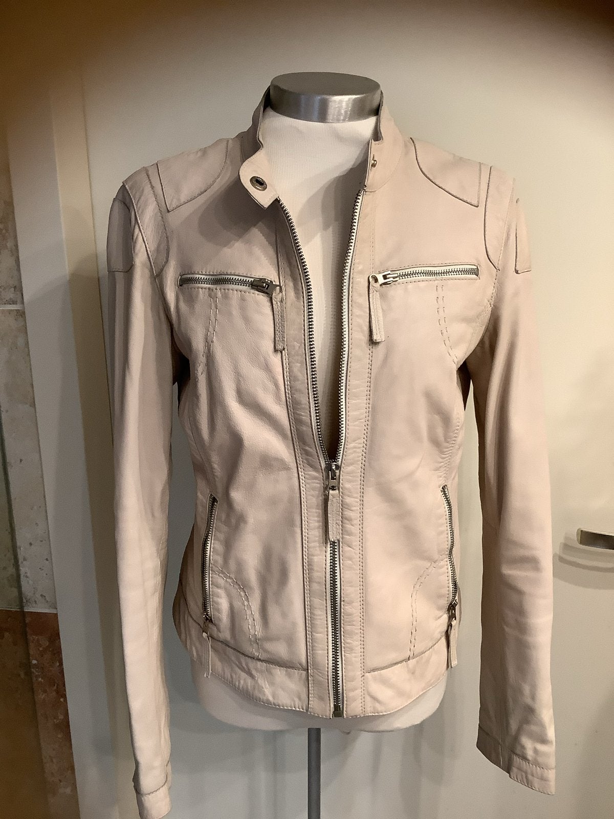 Arma Leren Bikerjas - Crème/Beige, Ophalen of Verzenden, Zo goed als nieuw, Maat 38/40 (M), Beige