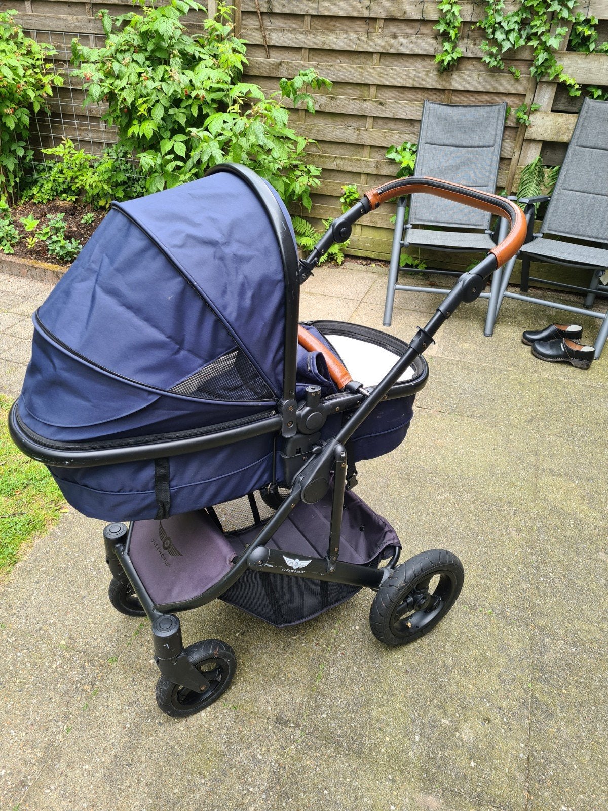 Sleeworld 3-in-1 Kinderwagen met Autostoel en Isofix Base, Gebruikt, Verstelbare rugleuning, Isofix, 0 t/m 13 kg