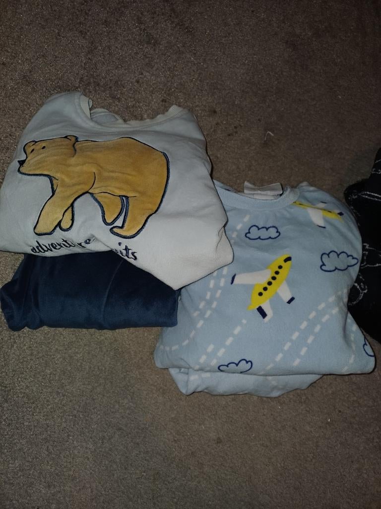 3 flanellen pyjama's, diverse maten, Ophalen of Verzenden, Zo goed als nieuw, Jongen of Meisje
