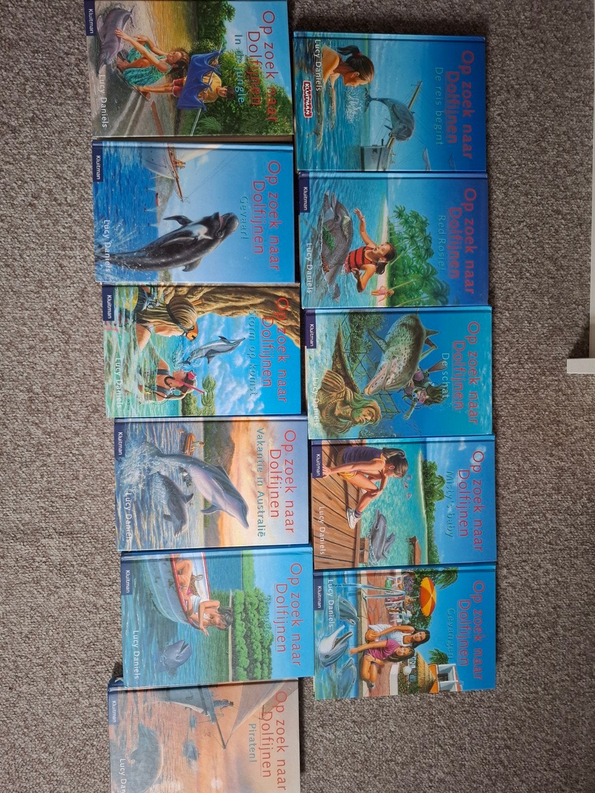 Complete Op zoek naar dolfijnen boekenreeks + 2 extra boeken, Boeken, Encyclopedieën, Ophalen of Verzenden, Zo goed als nieuw
