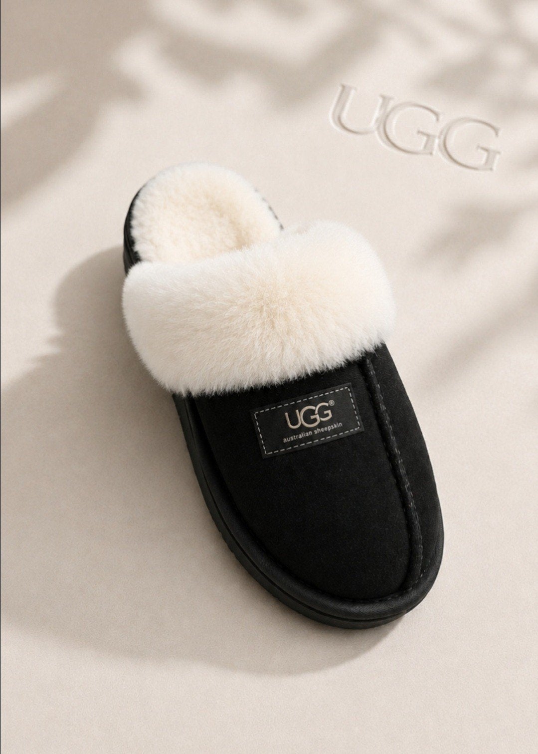 Partij UGG Sloffen - Maatserie 36 t/m 41 (12 paar), UGG, Ophalen of Verzenden, Nieuw, Pantoffels of Sloffen