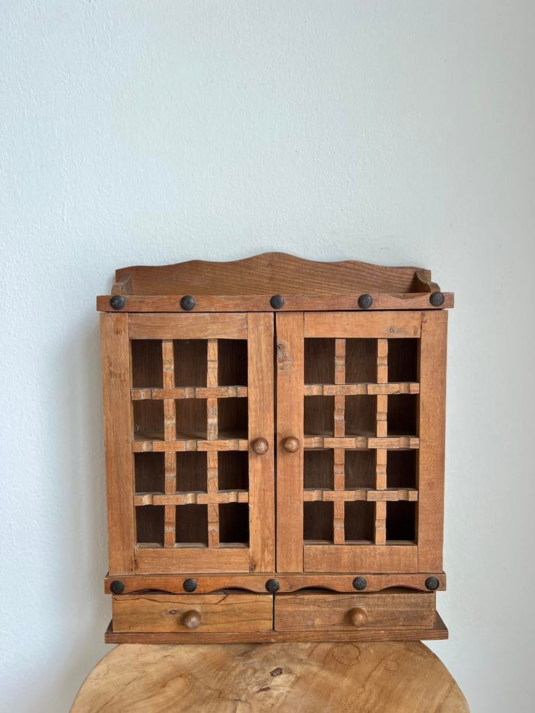 Vintage houten kruidenkastje, Zo goed als nieuw, Minder dan 100 cm, 25 tot 50 cm, 50 tot 100 cm