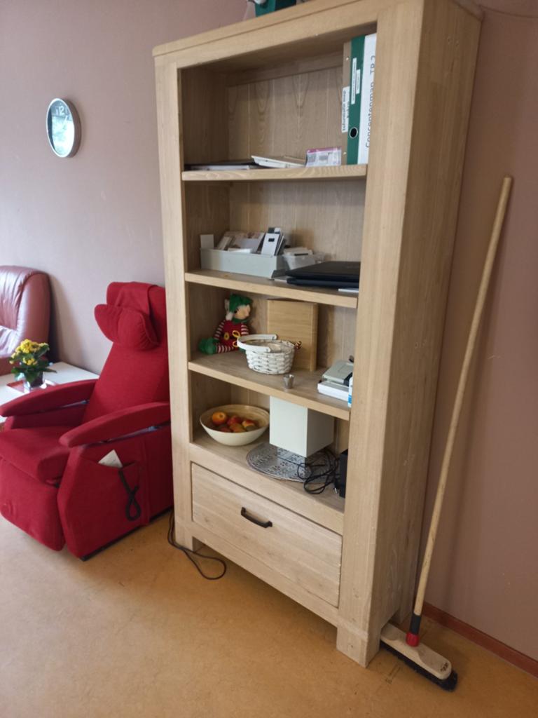 Boekenkast, Ophalen, 50 tot 100 cm, Zo goed als nieuw, 150 tot 200 cm