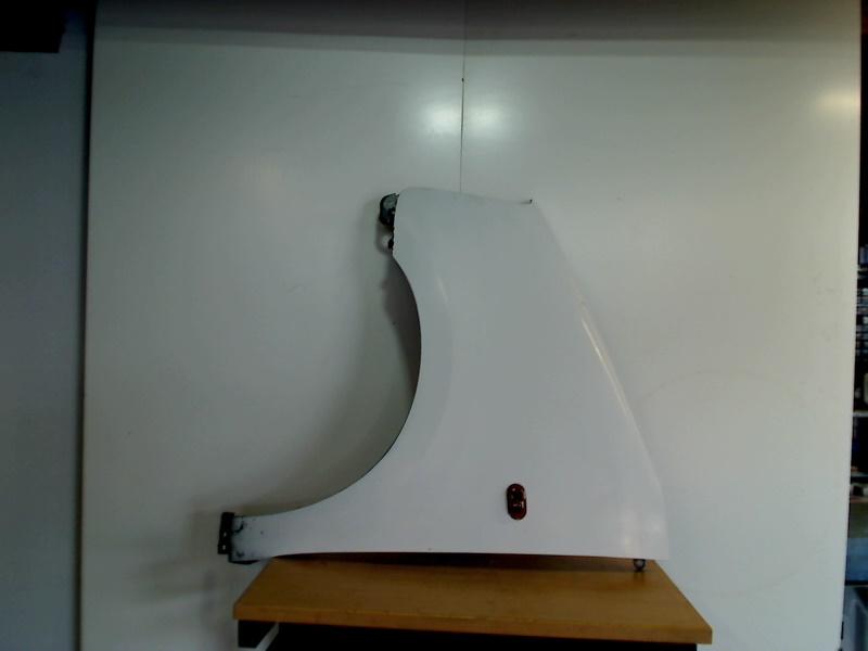 Spatbord Links Voor Opel Agila (A) (2000-09/2007-12), Gebruikt, Bahnhofsplatz, Rüsselsheim am Main 65423, , Duitsland, Opel, Opel Automobile GmbH