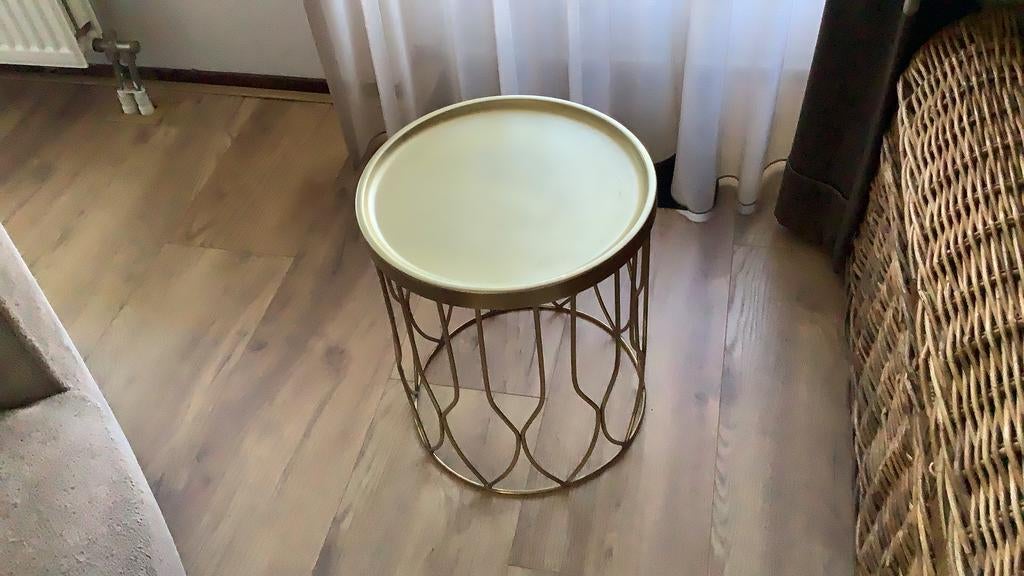Gouden bijzet tafeltje, 45 tot 60 cm, Minder dan 55 cm, Gebruikt, Metaal of Aluminium