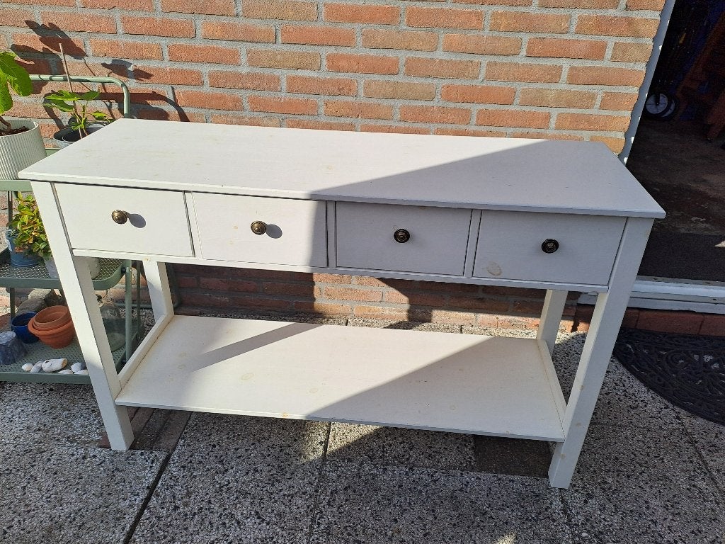 Witte side table met 4 laatjes, Ophalen, Overige materialen, Gebruikt, 25 tot 50 cm