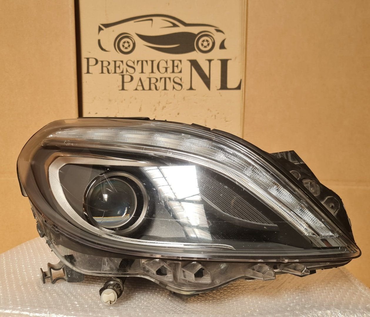 B KLASSE W246 ILS LED KOPLAMP RECHTS A2468207861, Gebruikt, -, Ophalen of Verzenden, -