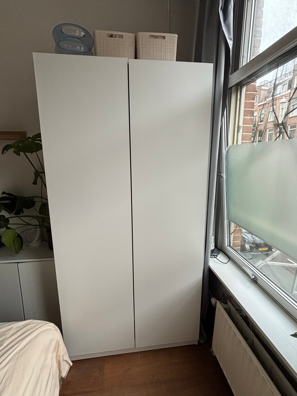 Foto 2 van IKEA PAX/FORSAND kledingkast 200x100x60 - Zo goed als nieuw