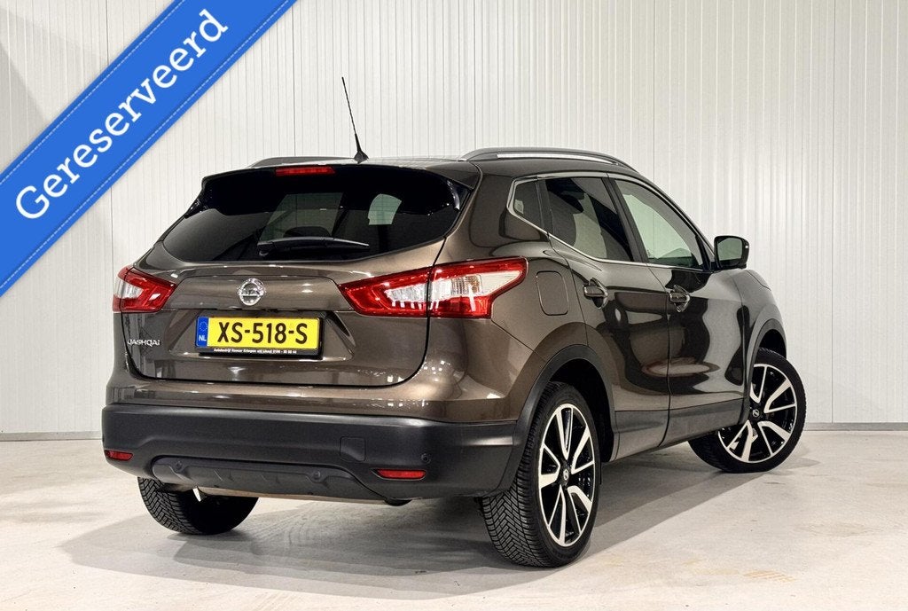 Nissan Qashqai 1.2 N-Vision|360 CAMERA|LANE ASSIST|PANO, Voorwielaandrijving, Gebruikt, 4 cilinders, 116 pk