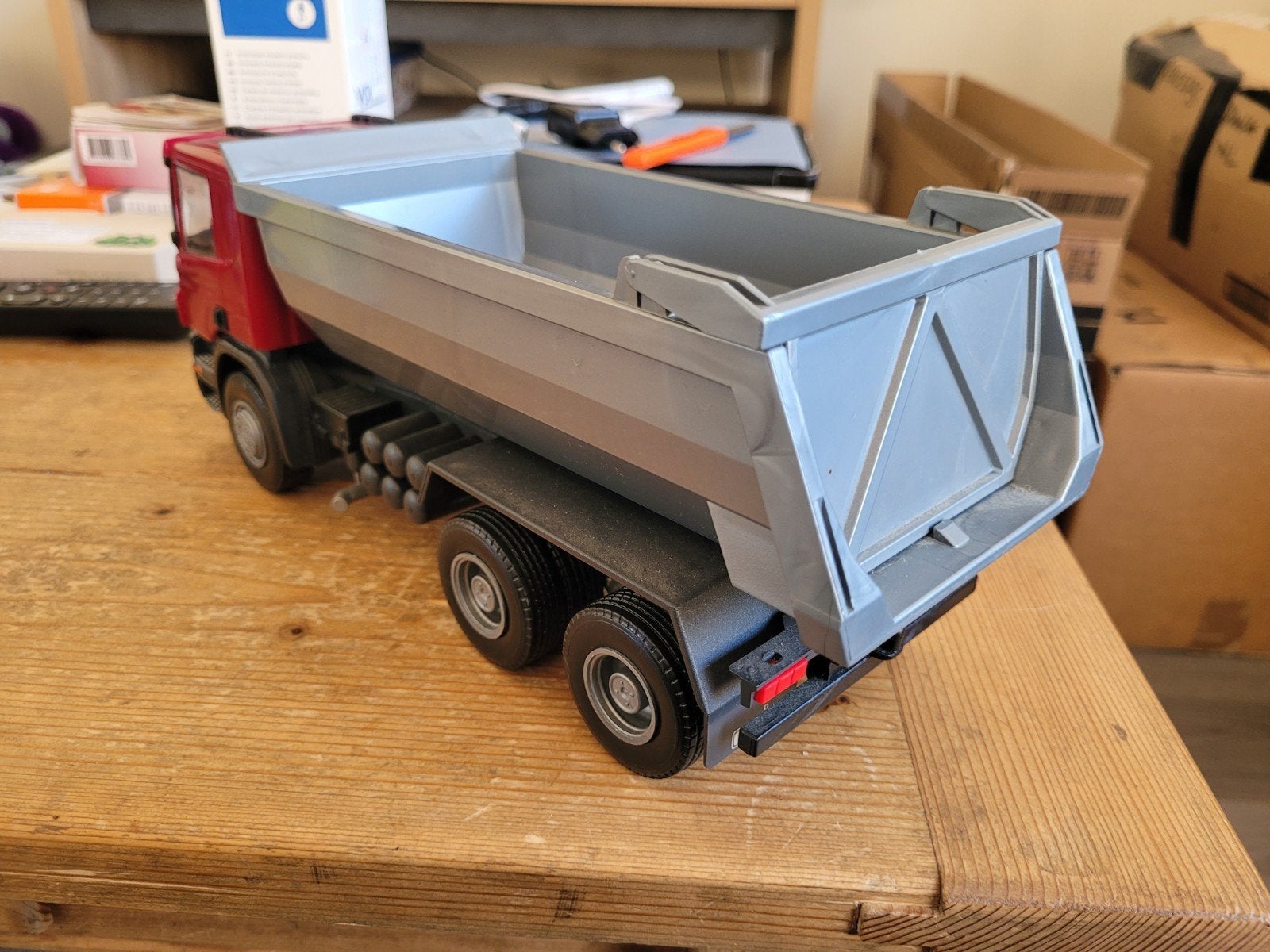 Scania kiepwagen, Hobby en Vrije tijd, Overige merken, Emek, Nieuw, Ophalen of Verzenden