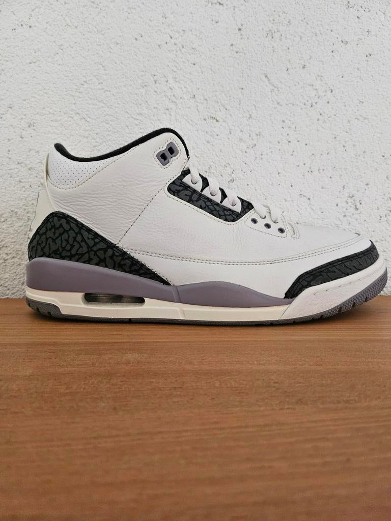 Jordan Cement Grey 44.5, Ophalen of Verzenden, Zo goed als nieuw, Overige kleuren