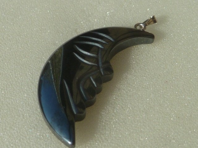 Hanger hematiet maan, Sieraden, Tassen en Uiterlijk, Edelstenen, Ophalen of Verzenden, Nieuw