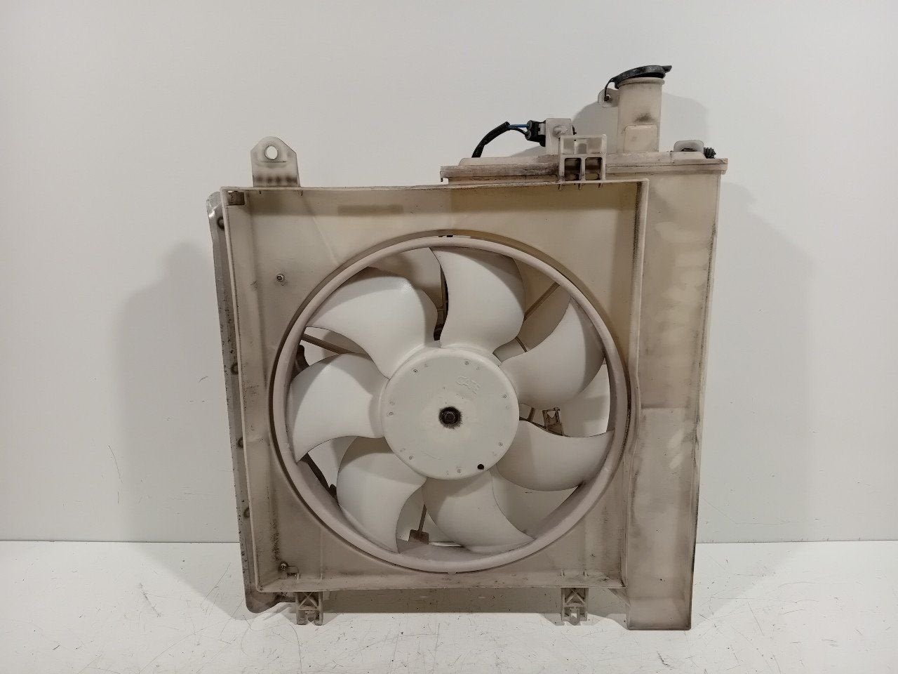 Koelventilatormotor Citroën C1, Onderdelen@venauto.nl, Van der Ven Autorecycling B.V., Gebruikt, Ettenseweg 76, 4706 PB Roosendaal, The Netherlands