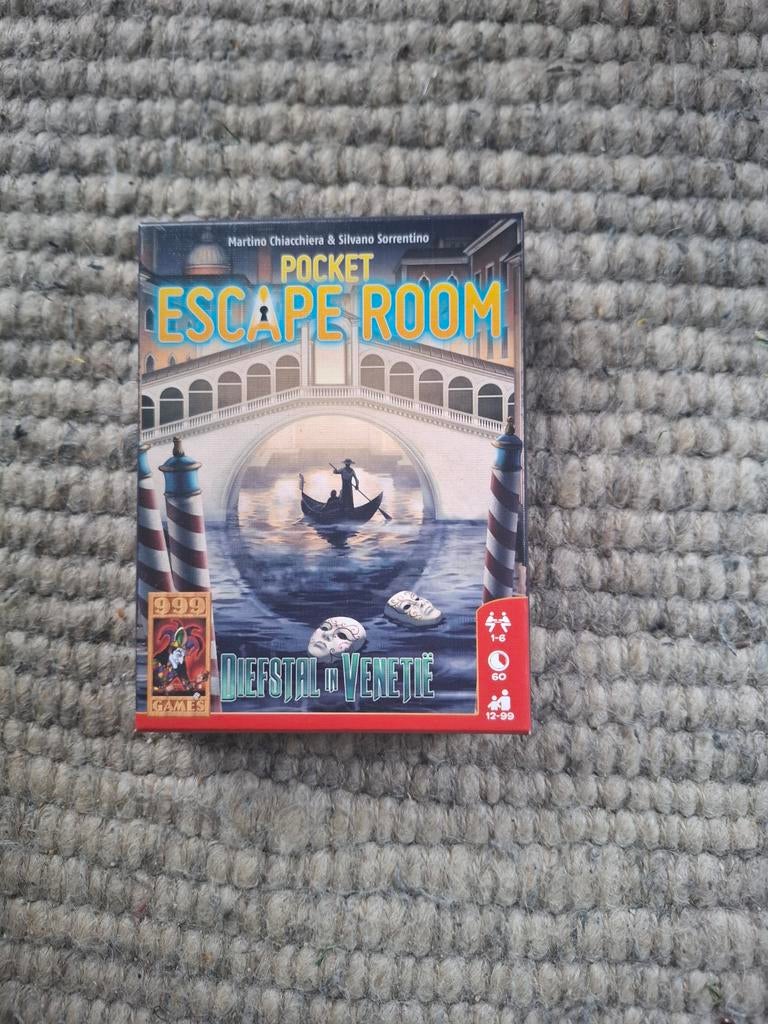 Pocket escape room. ( diefstal in Venetië), Ophalen of Verzenden, Zo goed als nieuw