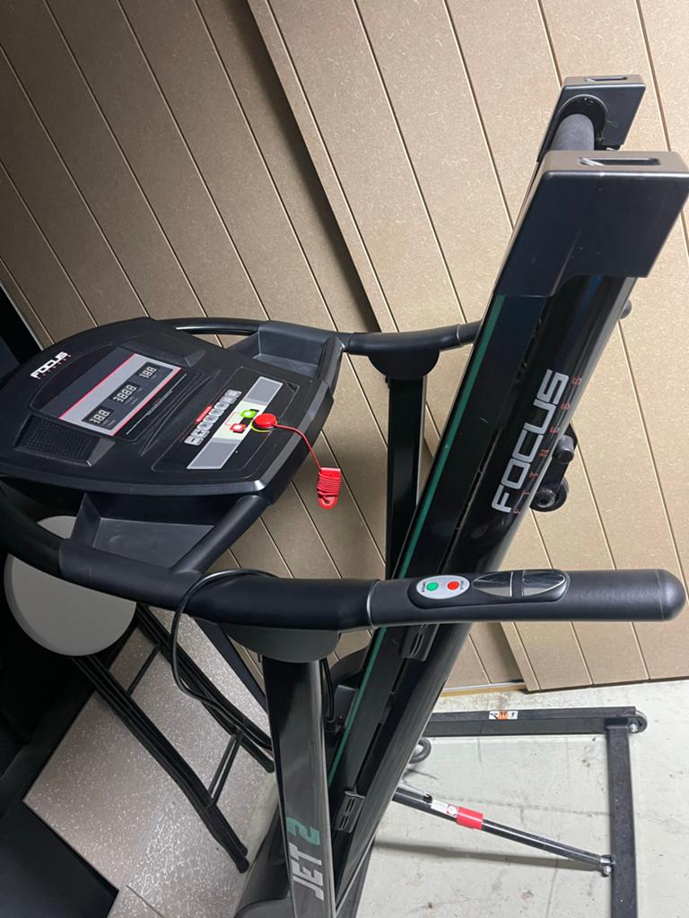 Focus Fitness Jet 2 Loopband - Zo goed als nieuw, Sport en Fitness, Fitnessapparatuur, Zo goed als nieuw, Loopband, Benen, Metaal