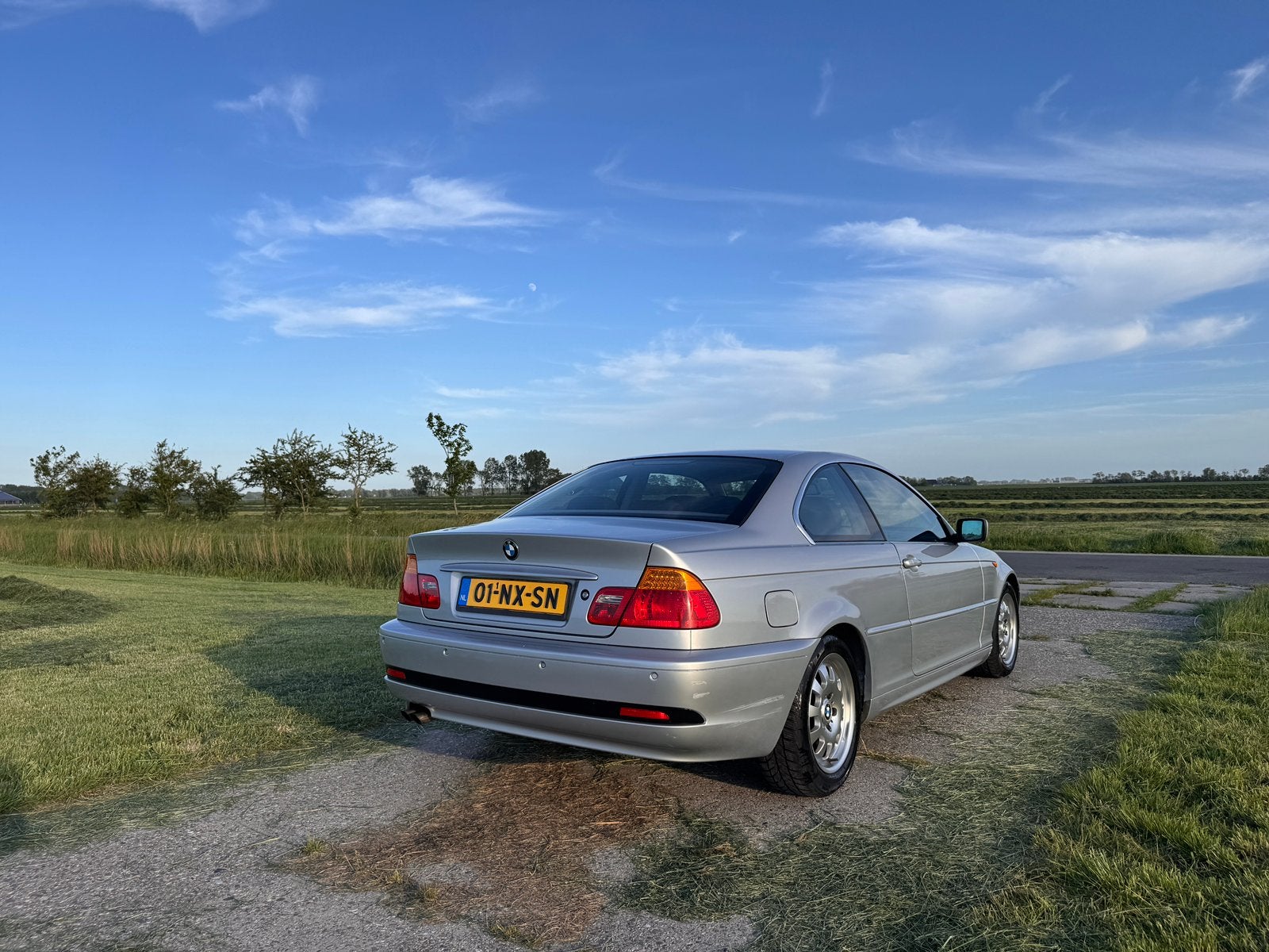 BMW 320 CI Coupe AUTOMAAT | XENON | nieuwe APK | E46 LCI, Auto's, Zwart, Parkeersensor, 75 €/maand, Particulier