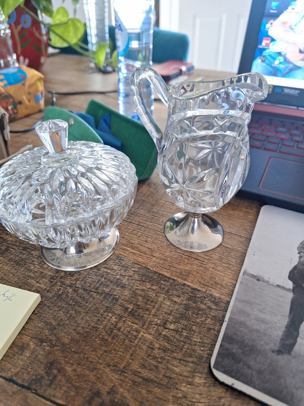 Helder glazen suikerpot met deksel en melkkan, Antiek en Kunst, Ophalen