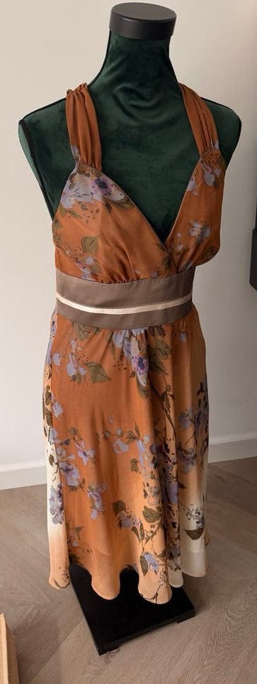 bloemenjurk in bruin tinten, Maat 38/40 (M), Oranje, Ophalen of Verzenden, Zo goed als nieuw