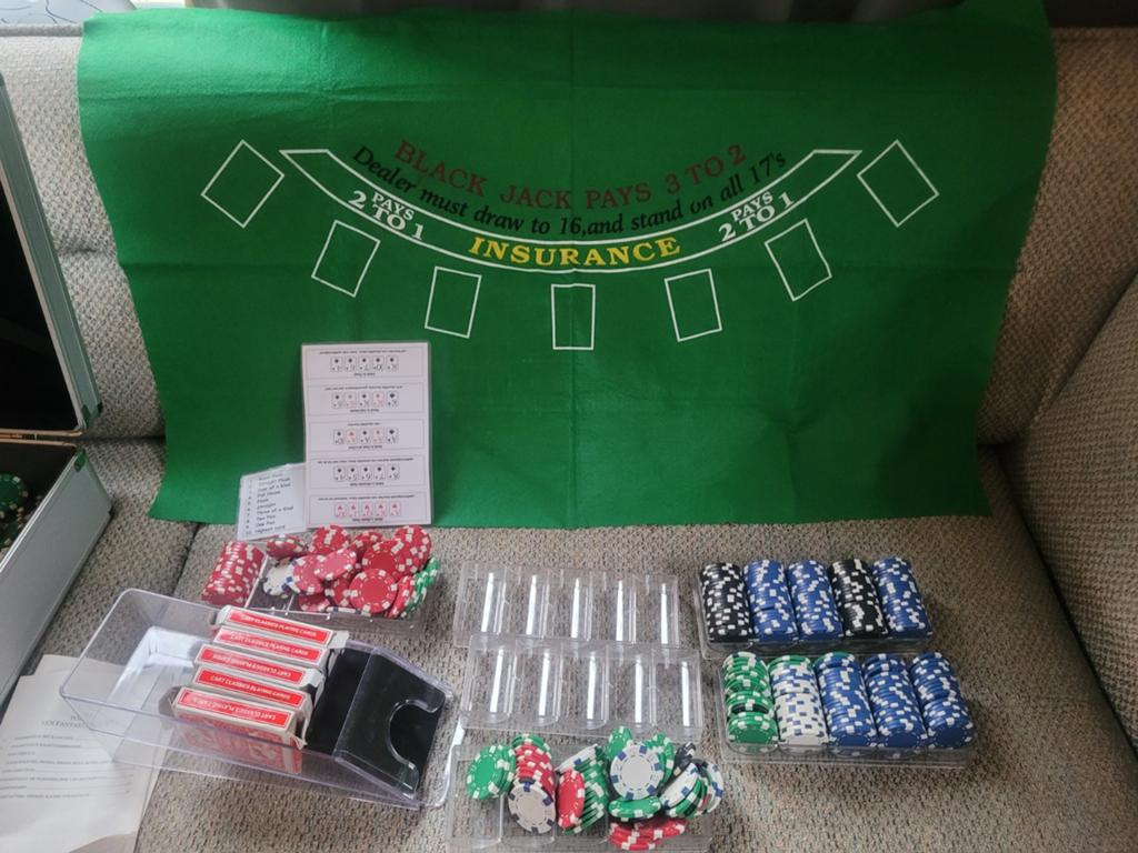 Complete Casino Pokerset XXL – Poker, Blackjack & Craps, Hobby en Vrije tijd, Ophalen, Gebruikt