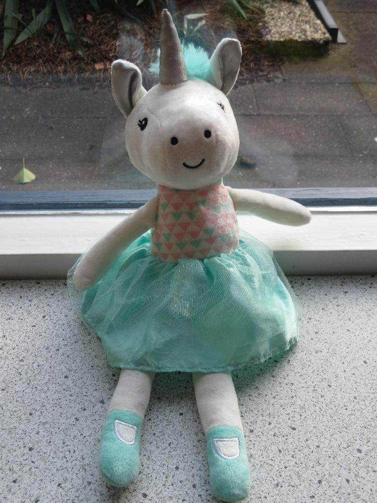 Eenhoorn Unicorn met ballet jurk merk Evora Kruidvat, Kinderen en Baby's, Eenhoorn, Ophalen of Verzenden, Zo goed als nieuw, Wasbaar