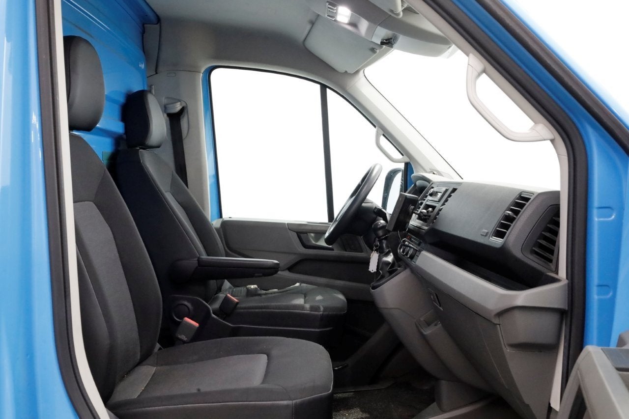 Volkswagen Crafter 35 2.0 TDI E6 Bakwagen met achterdeuren 2, Voorwielaandrijving, Dealer onderhouden, Gebruikt, Euro 6