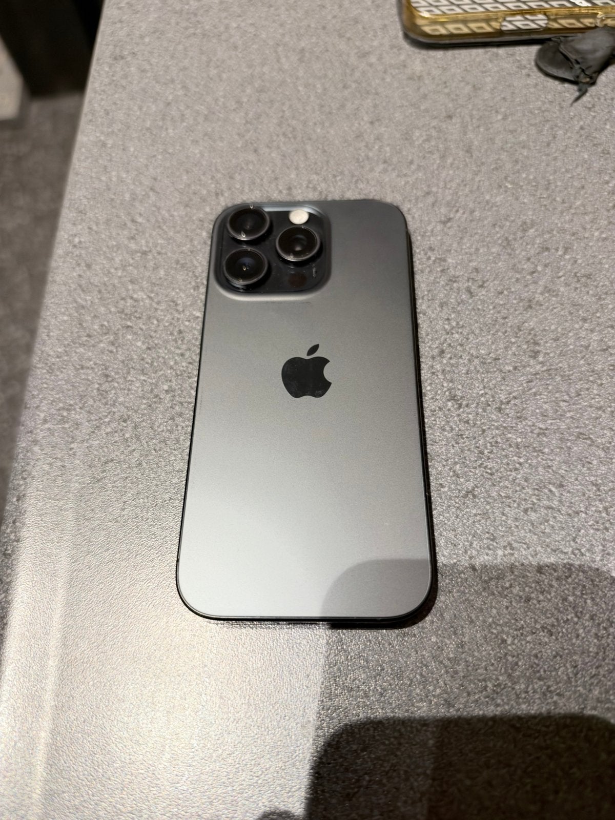 iPhone 16 Pro 128GB, Telecommunicatie, IPhone 16 Pro, 128 GB, 86 %, Zwart
