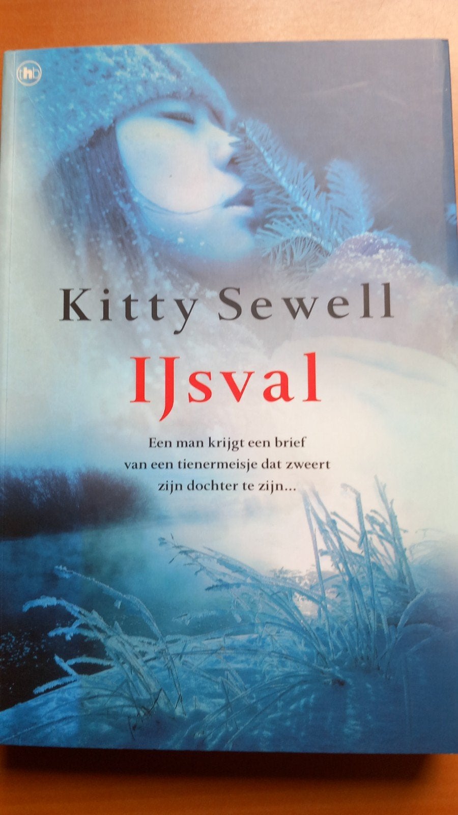 Kitty Sewell - IJsval (Thriller), Ophalen of Verzenden, Zo goed als nieuw, Kitty Sewell, Wereld overig