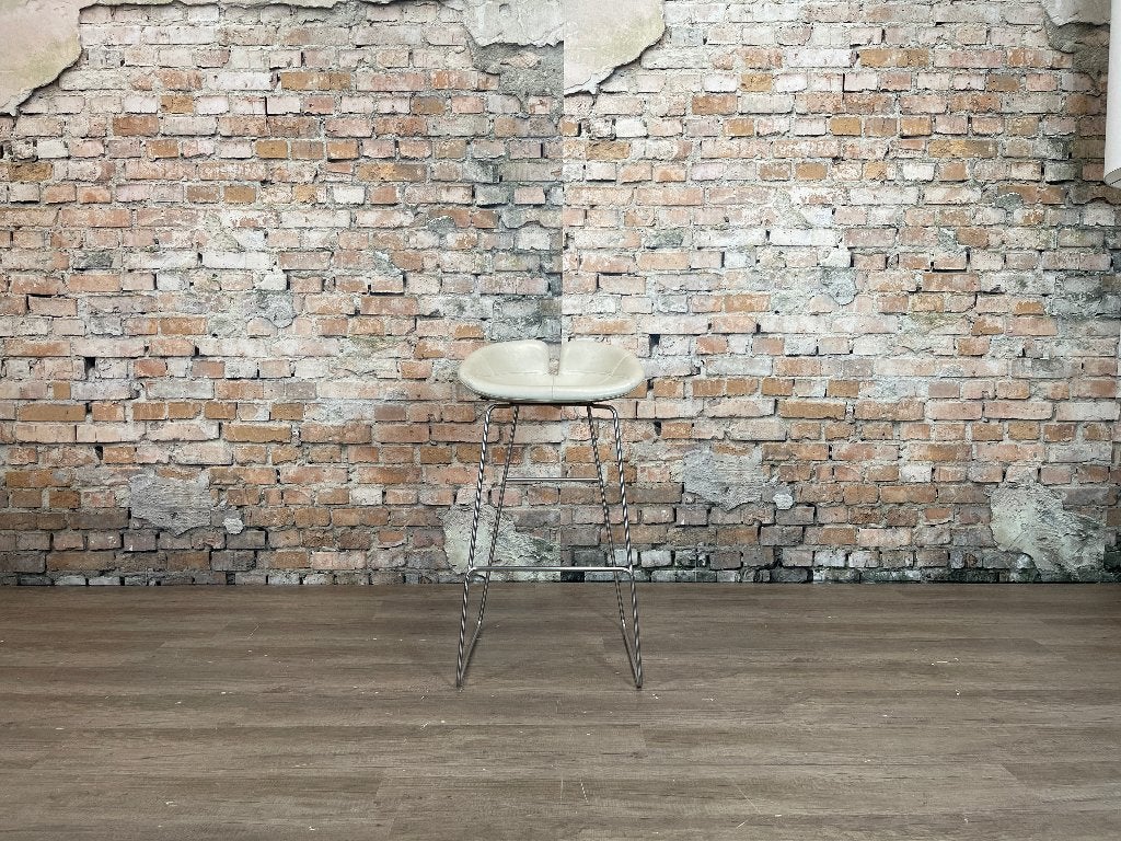 Moroso Fjord Barkruk – Witbeige leer | Patricia Urquiola, Ophalen, 60 tot 90 cm, Zo goed als nieuw, Leer