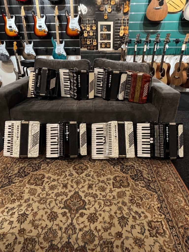 Budget accordeons in de aanbieding! compact, klein, licht, Met koffer, Toetsaccordeon, Ophalen, Overige merken