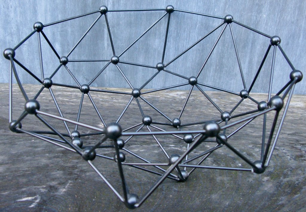 BOCONCEPT DESIGN FRUITSCHAAL "MOLECULAR" ZWART METAAL, Schaal, Rond, Ophalen of Verzenden, Zo goed als nieuw