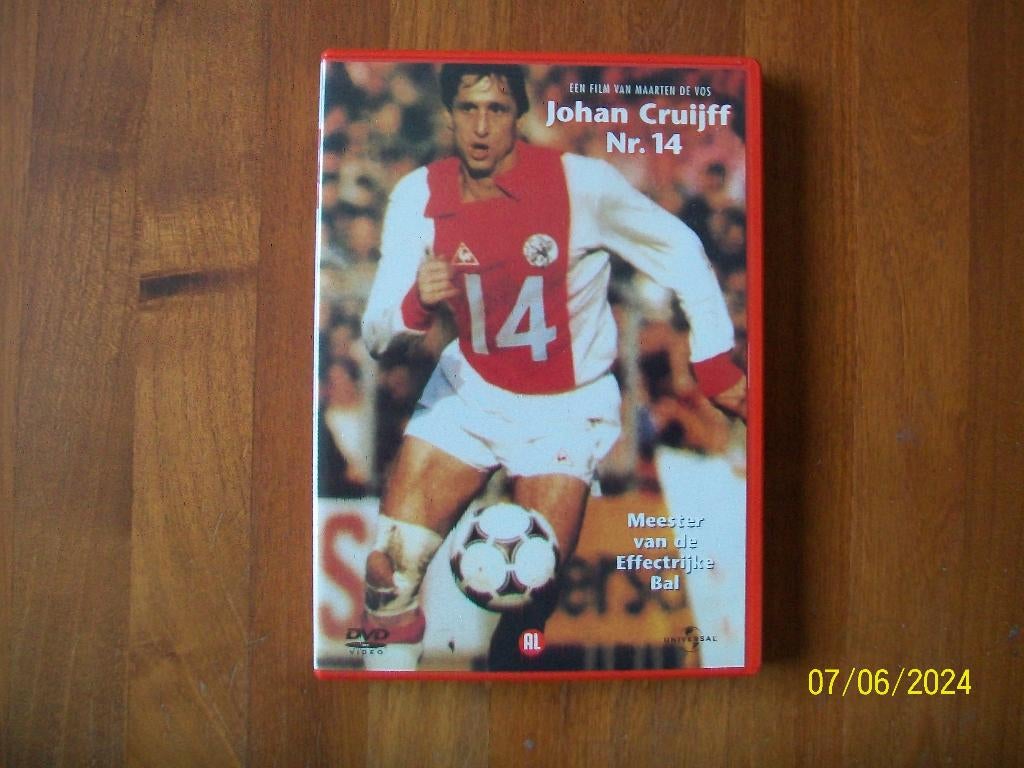 DVD Johan Cruyff - nummer 14, Verzenden, Zo goed als nieuw, Ajax, Overige typen