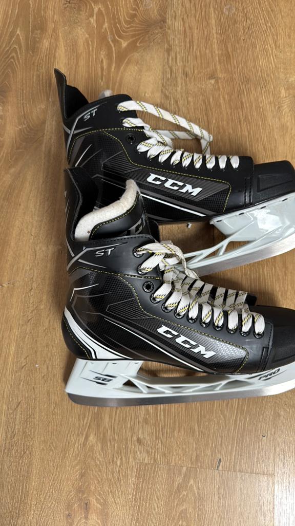 CCM IJshockeyschaatsen - Maat 47, Ophalen of Verzenden, Zo goed als nieuw, IJshockeyschaatsen, Overige merken