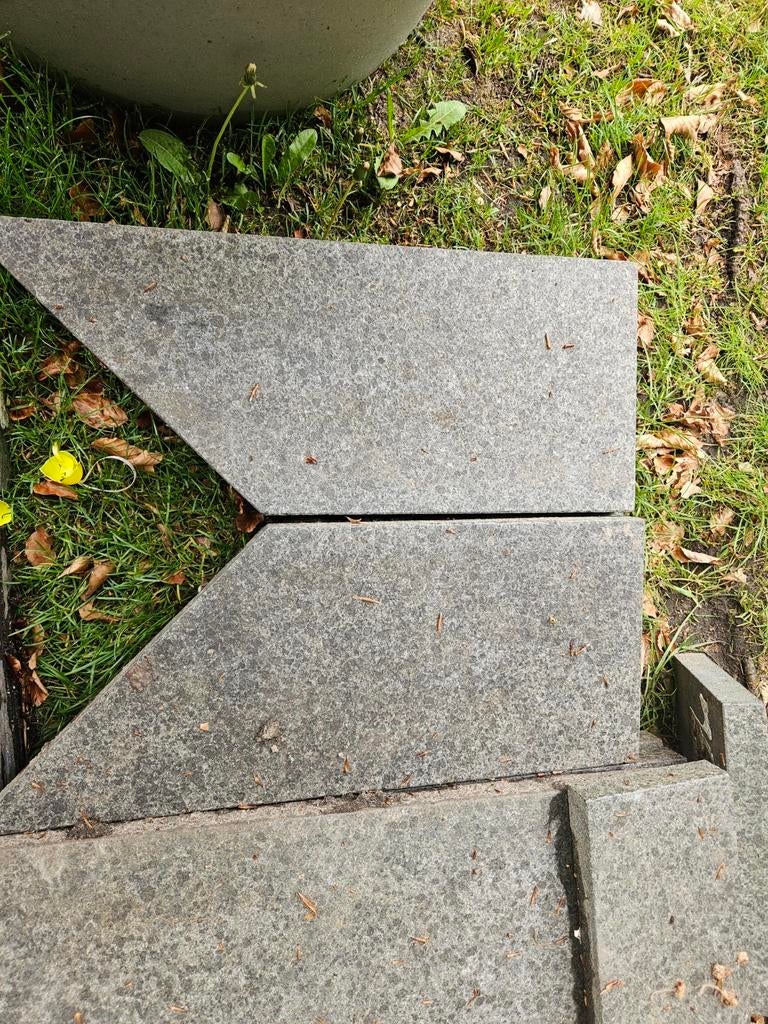 Natuursteen Vijverrand BASALT G684 'GEVLAMD', Tuin en Terras, Ophalen of Verzenden