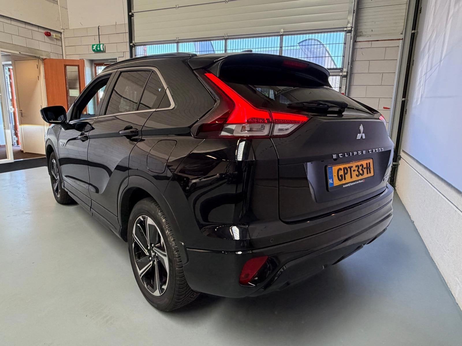 Mitsubishi Eclipse Cross 2.4 PHEV Instyle, Pano, Camera, Sto, Auto's, Automaat, Dealer onderhouden, Eclipse Cross, 4 cilinders