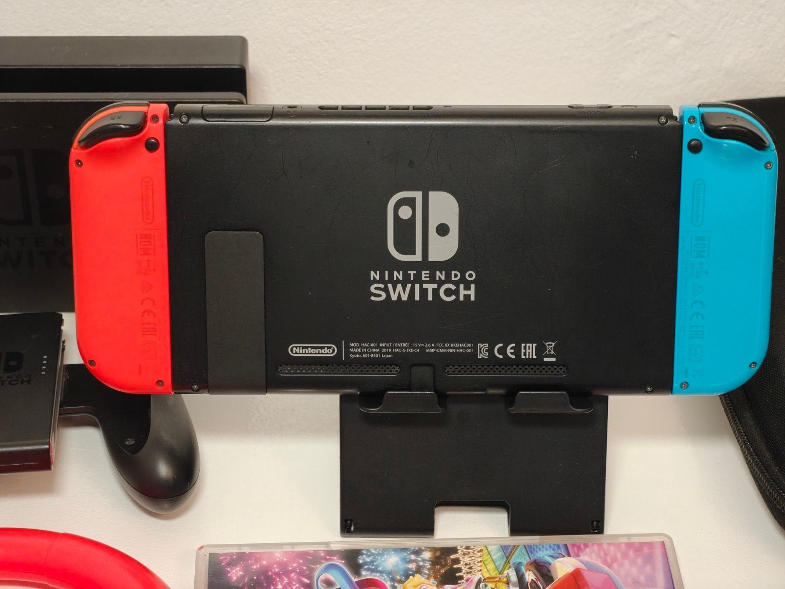 Foto 2 van Nintendo switch met Mario kart 8 Deluxe