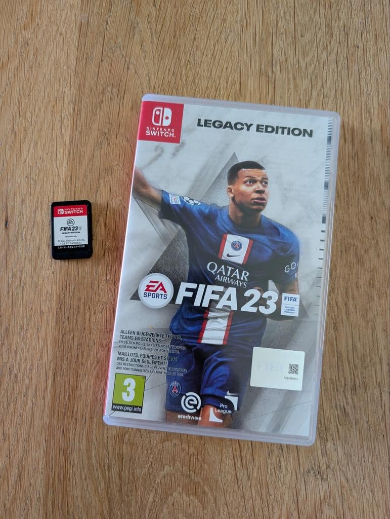 FIFA 23 Legacy Edition - Nintendo Switch, Spelcomputers en Games, Games | Nintendo Switch, Ophalen of Verzenden, Zo goed als nieuw