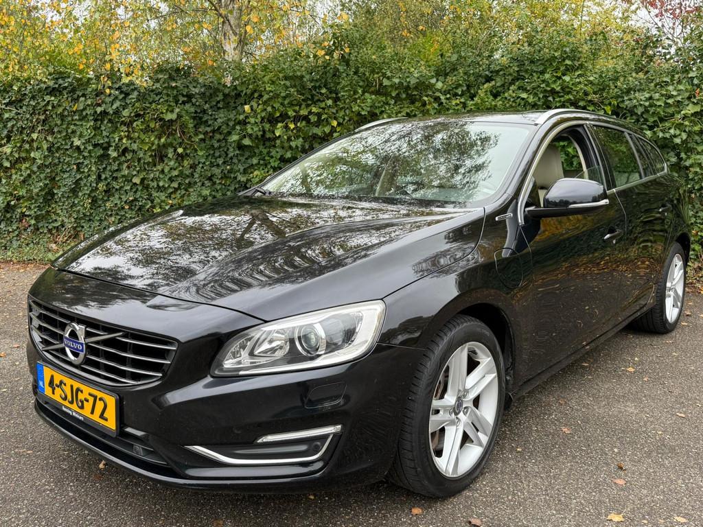 Volvo V60 2.4 D6 AWD Plug-In Hybrid Summum 2013 NIEUWE APK, Auto's, Automaat, Zwart, Vierwielaandrijving, Automatische klimaatregeling