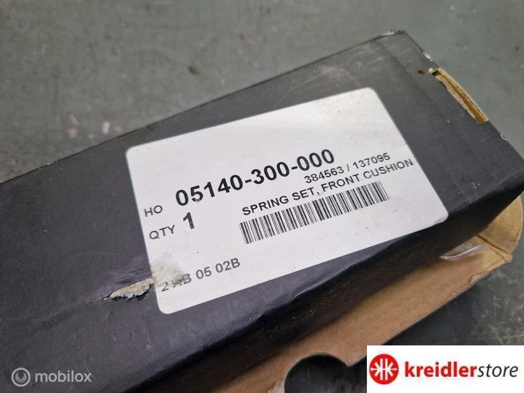 Honda CB550 K voorvork veren set nieuw CMS, Cms, Nieuw, Ophalen of Verzenden, Cms