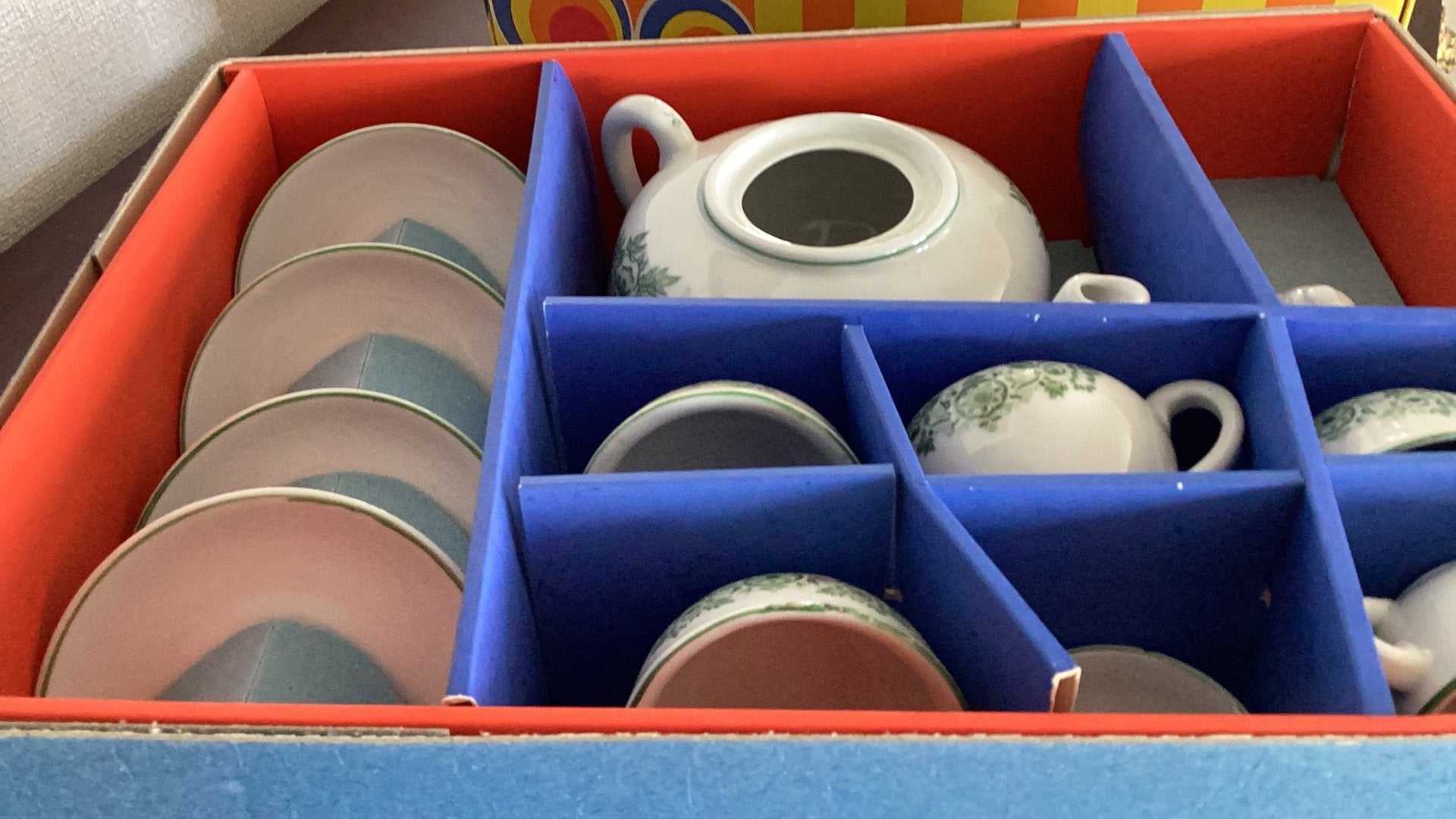 Kinderservies, Verzamelen, Ophalen of Verzenden, Zo goed als nieuw