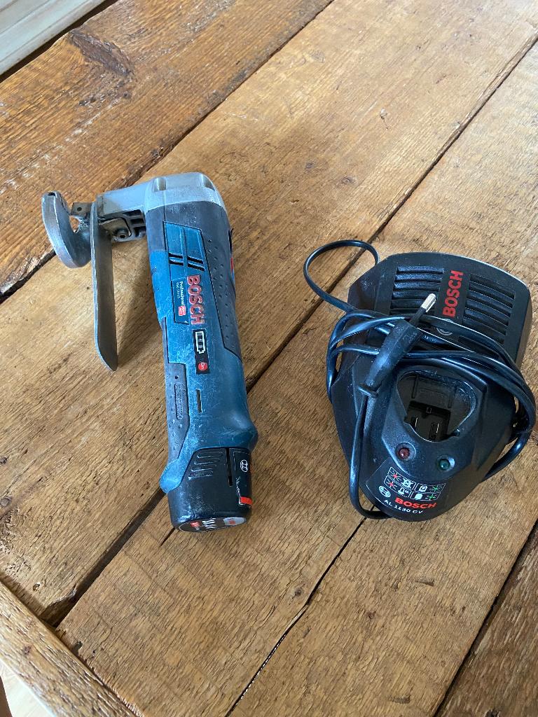 Bosch GSC 12V-13 Accu plaatschaar/knabbelaar, Ophalen of Verzenden, Gebruikt