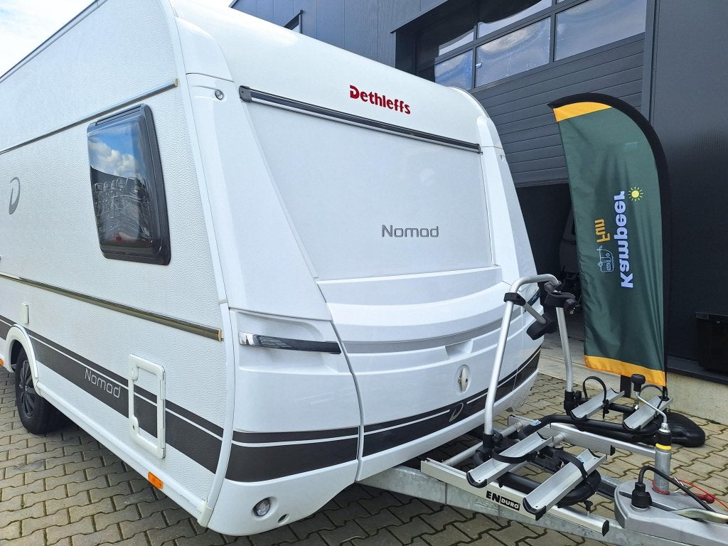 Dethleffs Nomad 470 FR Topper - Mover + Voortent - Fiets, Rondzit, Particulier, Dethleffs, 5 tot 6 meter