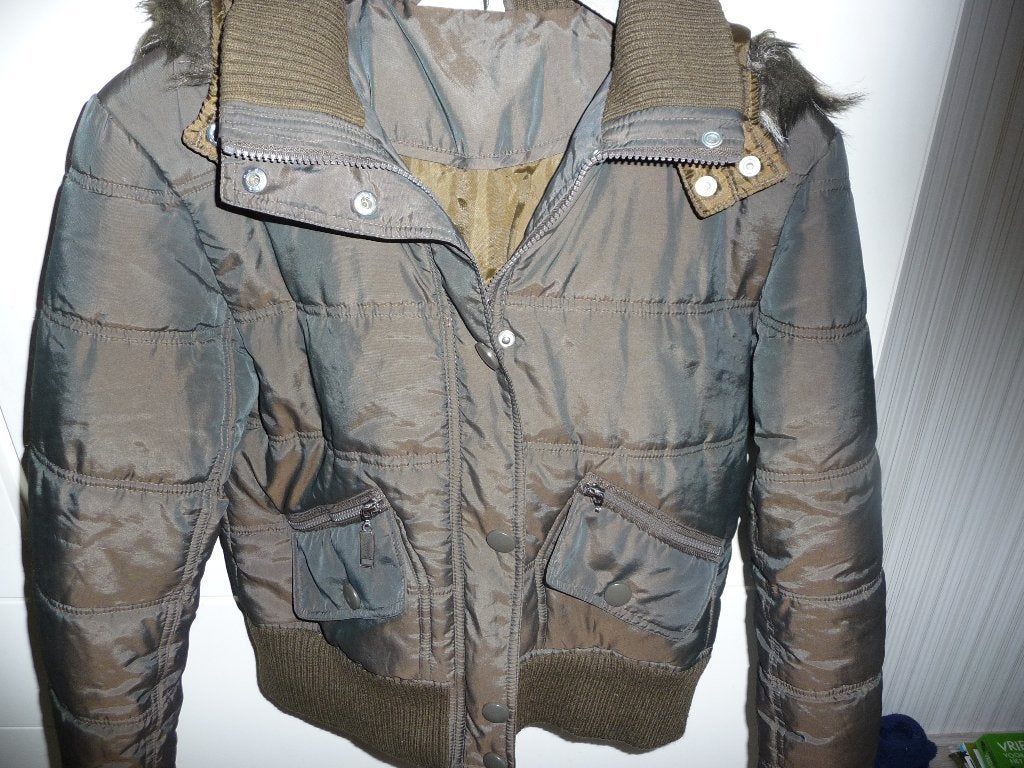 Bruin jack met capuchon. Maat m., Ophalen of Verzenden, Zo goed als nieuw, Maat 38/40 (M), Bruin