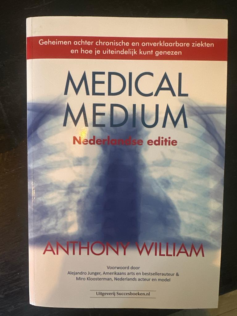 Medical Medium: Geheimen achter chronische ziekten, Boeken, Gezondheid, Dieet en Voeding, Ophalen of Verzenden, Zo goed als nieuw