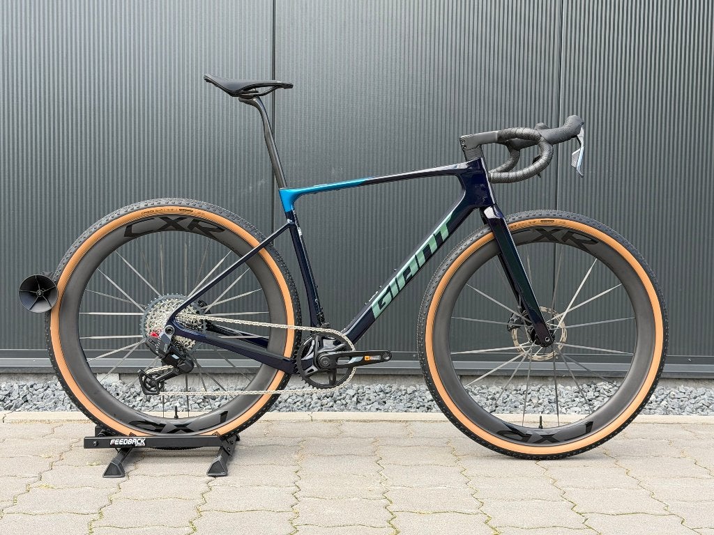 GIANT Revolt Advanced SL 2 Deep Lagoon, 28 inch, Carbon, 10 tot 15 versnellingen, Nieuw