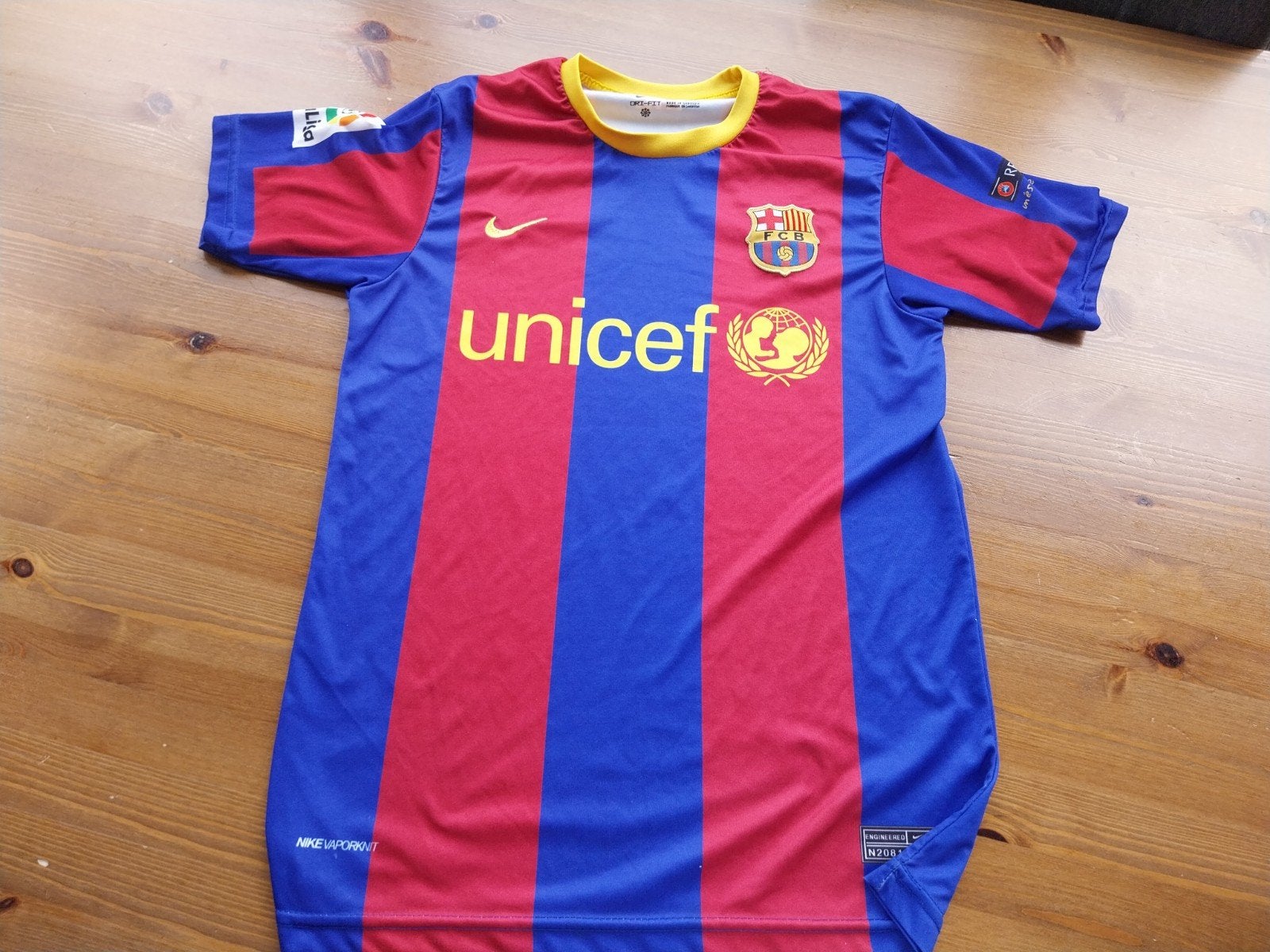 FC Barcelona Ronaldinho Thuisshirt - Maat S, Sport en Fitness, Voetbal, Verzenden