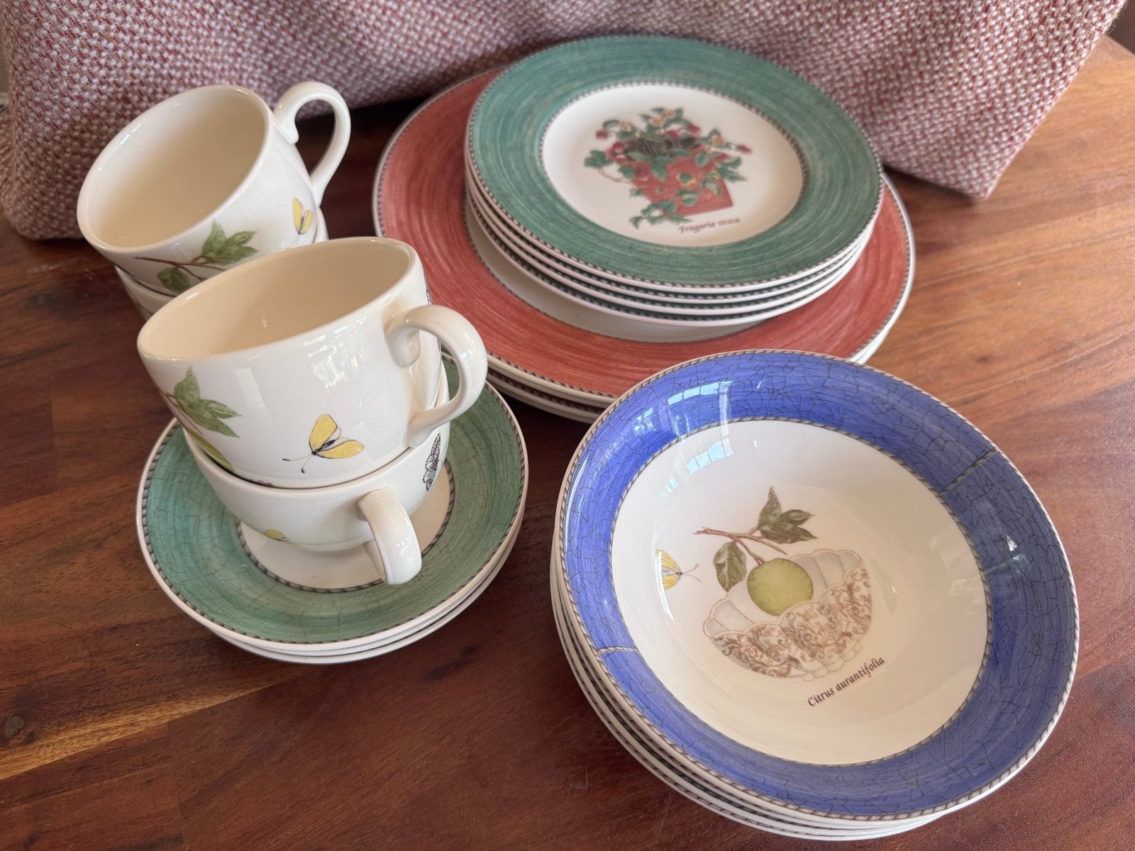 Wedgwood Sarah's Garden Servies - 4 persoons, Ophalen of Verzenden, Zo goed als nieuw, Wedgwood, Porselein