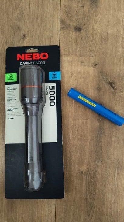 Nebo DaVinci 5000 zaklamp met extra accu, Ophalen of Verzenden, Zo goed als nieuw, Accu