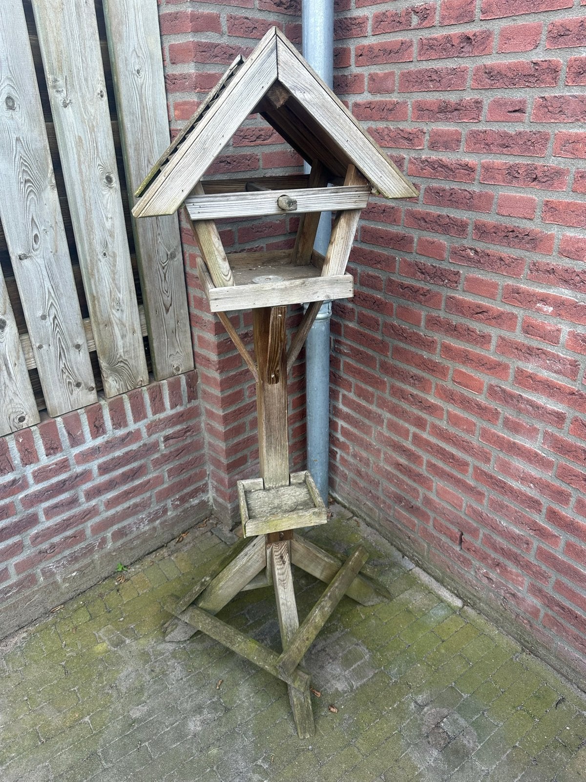 Leuk houten vogelhuis staand - 147 cm hoog, Ophalen, Gebruikt