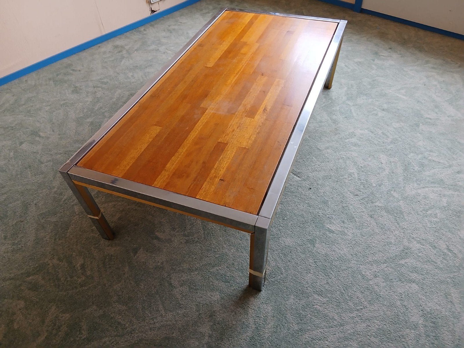 Salontafel met houten blad en metalen frame (70x140 cm), Huis en Inrichting, Tafels | Salontafels, Gebruikt, 100 tot 150 cm, 50 tot 100 cm